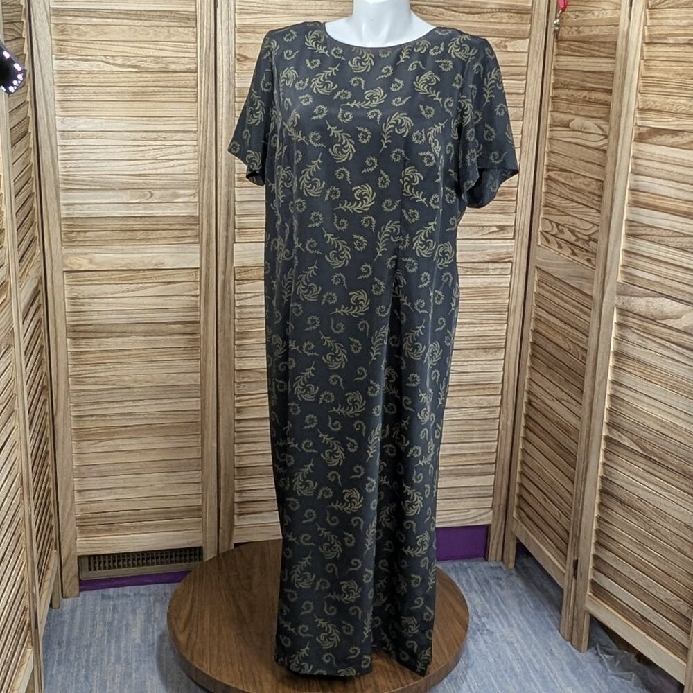Maggie Mcnaughton VINTAGE Black and Gold Patterned Dress Size 18W